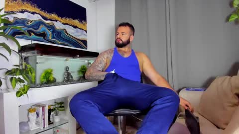 Snapshot of johnnygrayson_ chatting on February 12, 11:41 pm JOHNNY online show from February 12, 11:41 pm