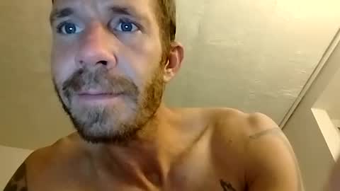 Snapshot of johnotreally89 chatting on September 13, 8:04 am johnotreally89 online show from September 13, 8:04 am