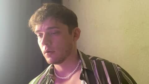 jon3983 online show from March 21, 8:19 am