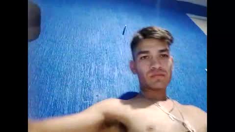 jonalberto072 online show from April 1, 11:01 am