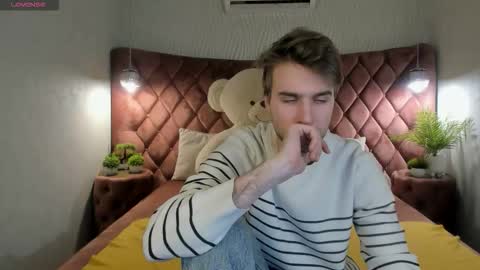 Jonah online show from November 21, 10:20 pm