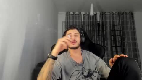 jonnyporn1 online show from February 4, 8:59 pm