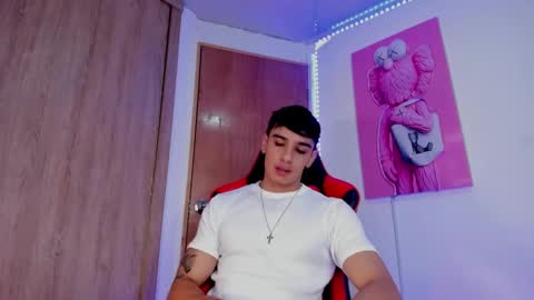 Snapshot of joseph__boy chatting on February 19, 12:33 pm JOSEPH online show from February 19, 12:33 pm