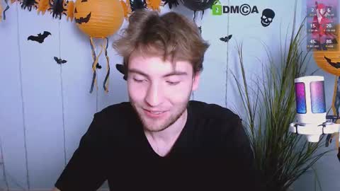 joseph_bear_ online show from October 22, 7:27 pm