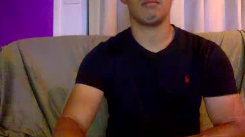 joshasian0713 online show from February 24, 11:11 am