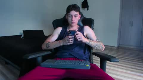 Josh online show from November 29, 3:25 pm