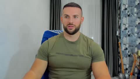 joshuamuscle69 online show from January 22, 6:10 pm