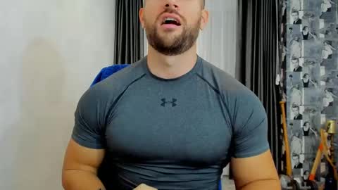 joshuamuscle69 online show from February 1, 5:49 am