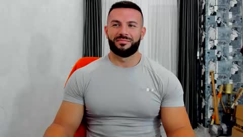 joshuamuscle69 online show from September 29, 3:30 pm