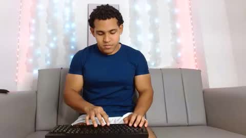 jostin_dark02 online show from March 9, 1:26 pm