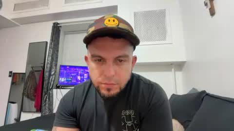 juan986237 online show from July 2, 5:46 am