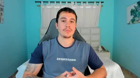 Juan online show from April 11, 8:01 pm