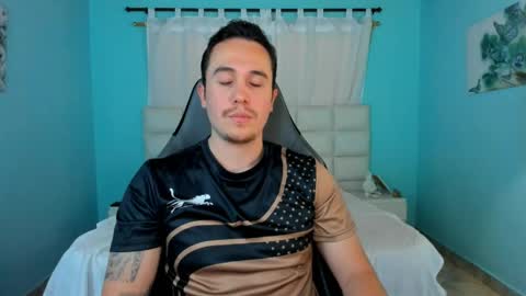 Juan online show from April 1, 7:22 pm