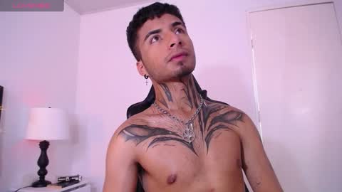 juancamilo66_ online show from February 1, 6:51 pm