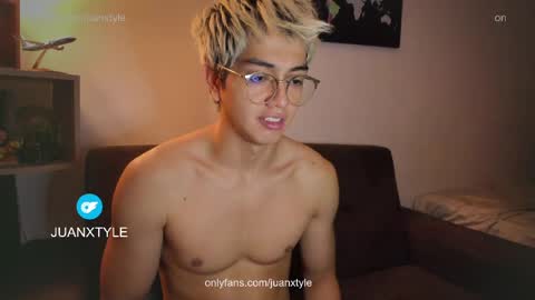 . online show from April 6, 6:09 pm