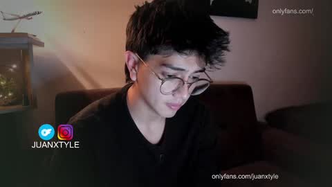 . online show from October 9, 4:28 am