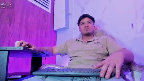 JUAN  online show from July 8, 12:58 am