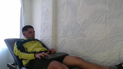 juanperez1999777 online show from September 20, 9:04 pm