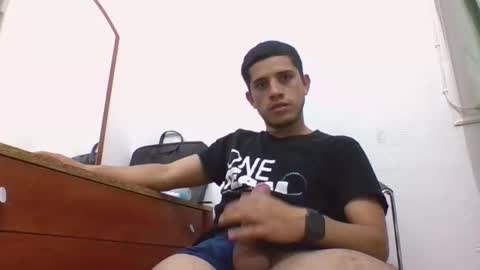 juanperez1999777 online show from November 1, 9:08 pm