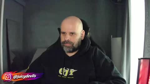 JuicyLounge online show from April 16, 11:21 am