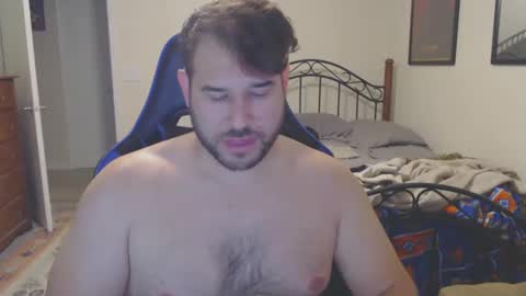 jules25 online show from December 19, 7:51 am