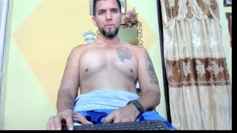 juleslake2 online show from February 4, 11:27 am