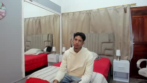 julian billy online show from January 30, 11:33 am