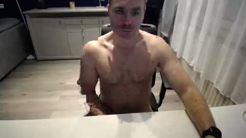 julienneedyou online show from November 26, 7:33 am