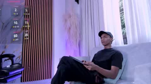 Julien online show from October 7, 11:58 am