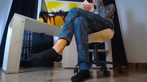 jullian online show from February 22, 9:27 pm