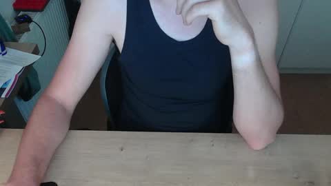 junk2711 online show from June 5, 7:36 am