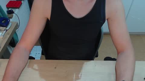 junk2711 online show from July 13, 5:37 pm