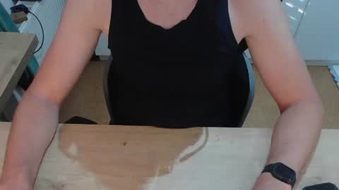 junk2711 online show from June 19, 5:07 pm