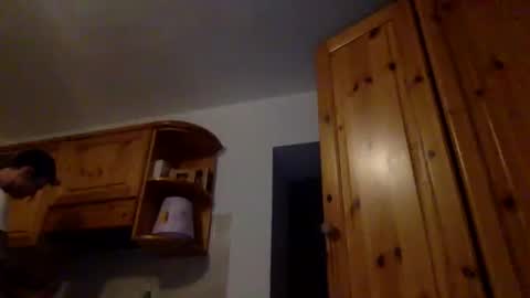 juss00 online show from December 31, 12:21 am