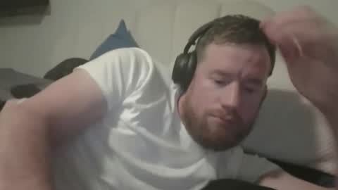 justformeandmyself1234 online show from April 17, 5:32 am