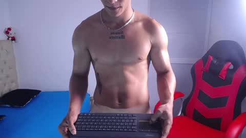 JUSTIN ANDREW online show from October 31, 3:30 am