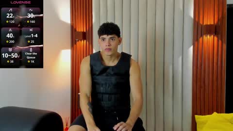 Snapshot of justin_mack_ chatting on October 30, 7:48 pm Justin online show from October 30, 7:48 pm