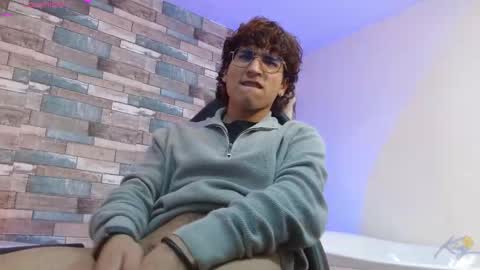  justin  online show from March 13, 4:20 am