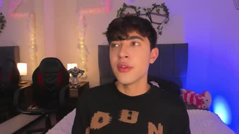 Justin online show from February 3, 11:26 am