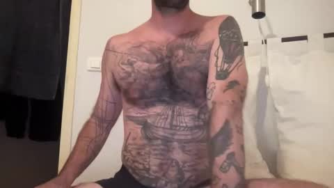 justmeandyou00 online show from November 1, 4:11 pm