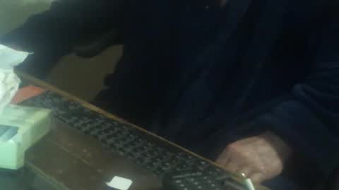 justmeohio online show from November 19, 3:06 am