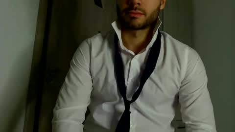 Justin online show from October 19, 8:34 pm