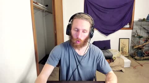 Kaiku77 online show from December 29, 7:39 am