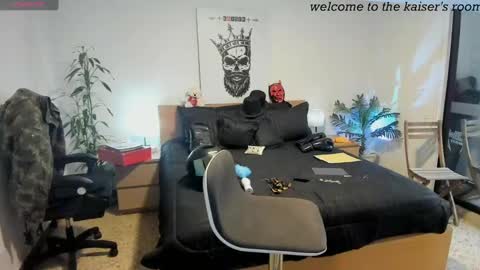 kaiser679 online show from March 11, 8:09 pm