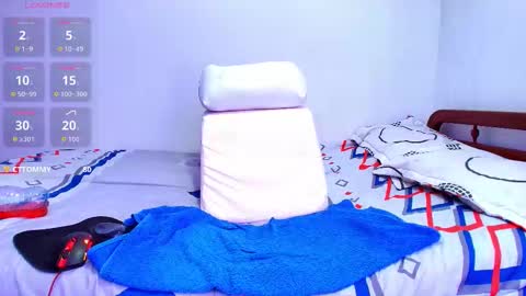 Thomas online show from October 30, 11:50 pm