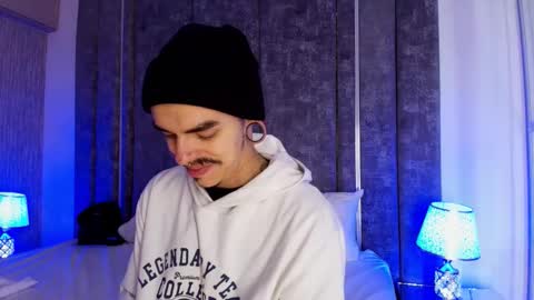 Kale online show from February 6, 11:18 am