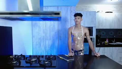 Kami online show from January 12, 7:07 pm