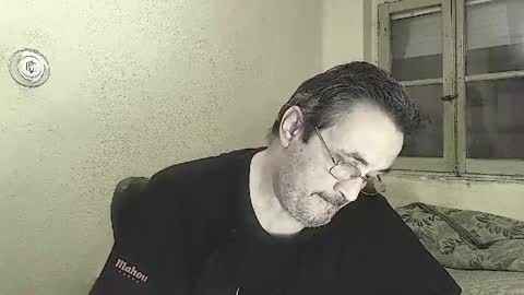 karlpal online show from April 3, 5:04 am