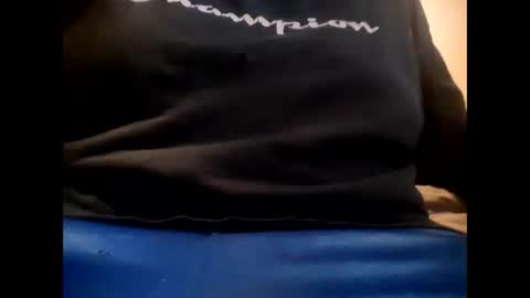 Snapshot of kawaiisu800 chatting on December 18, 7:41 pm sphkawaiisu online show from December 18, 7:41 pm