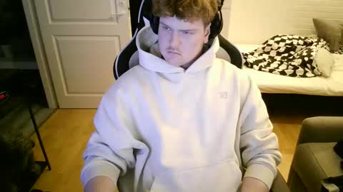 Aatu online show from November 26, 12:08 pm